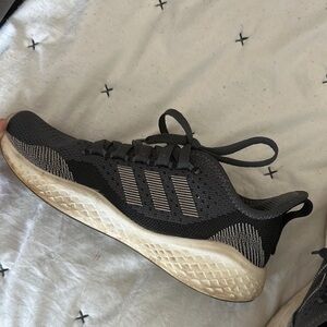 Adidas Bounce Sneakers